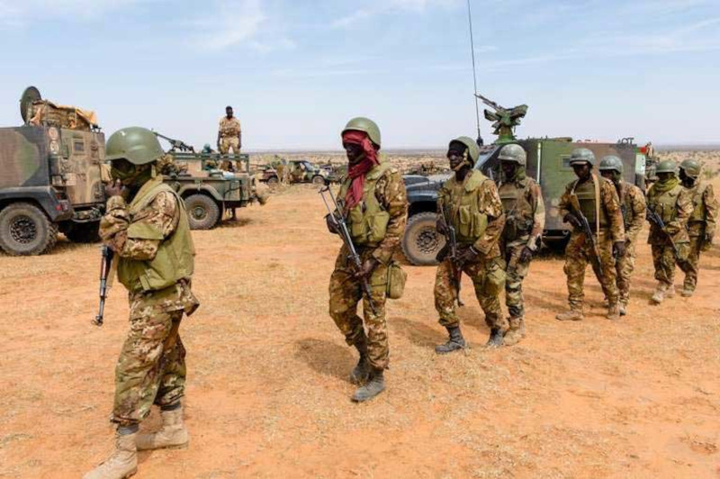Mali : 56 terroristes neutralisés, 2 militaires tués et un otage civil libéré (Armée)